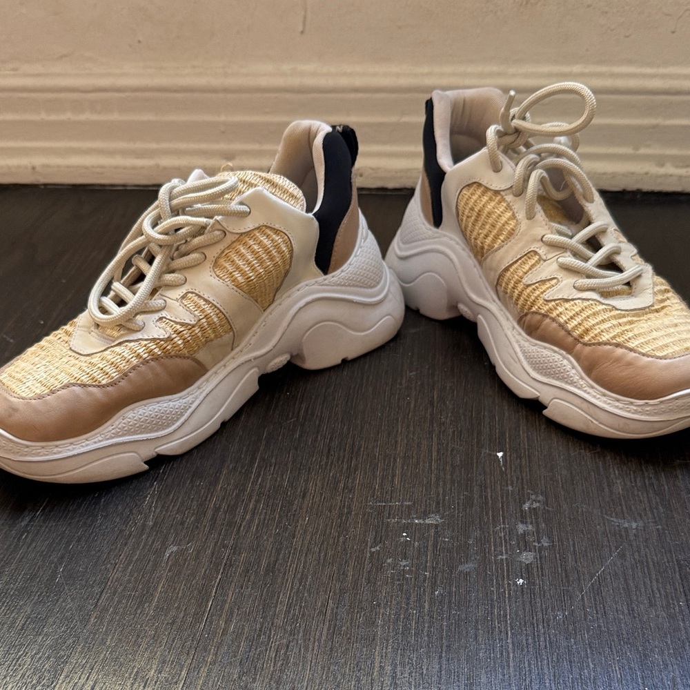 SCHUTZ White and Tan Sneakers